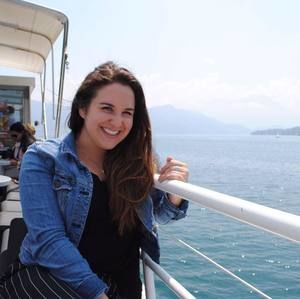 Meet your Posher, Jennifer
